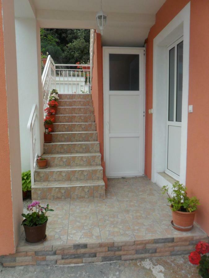 Apartments Valjan تروغير المظهر الخارجي الصورة